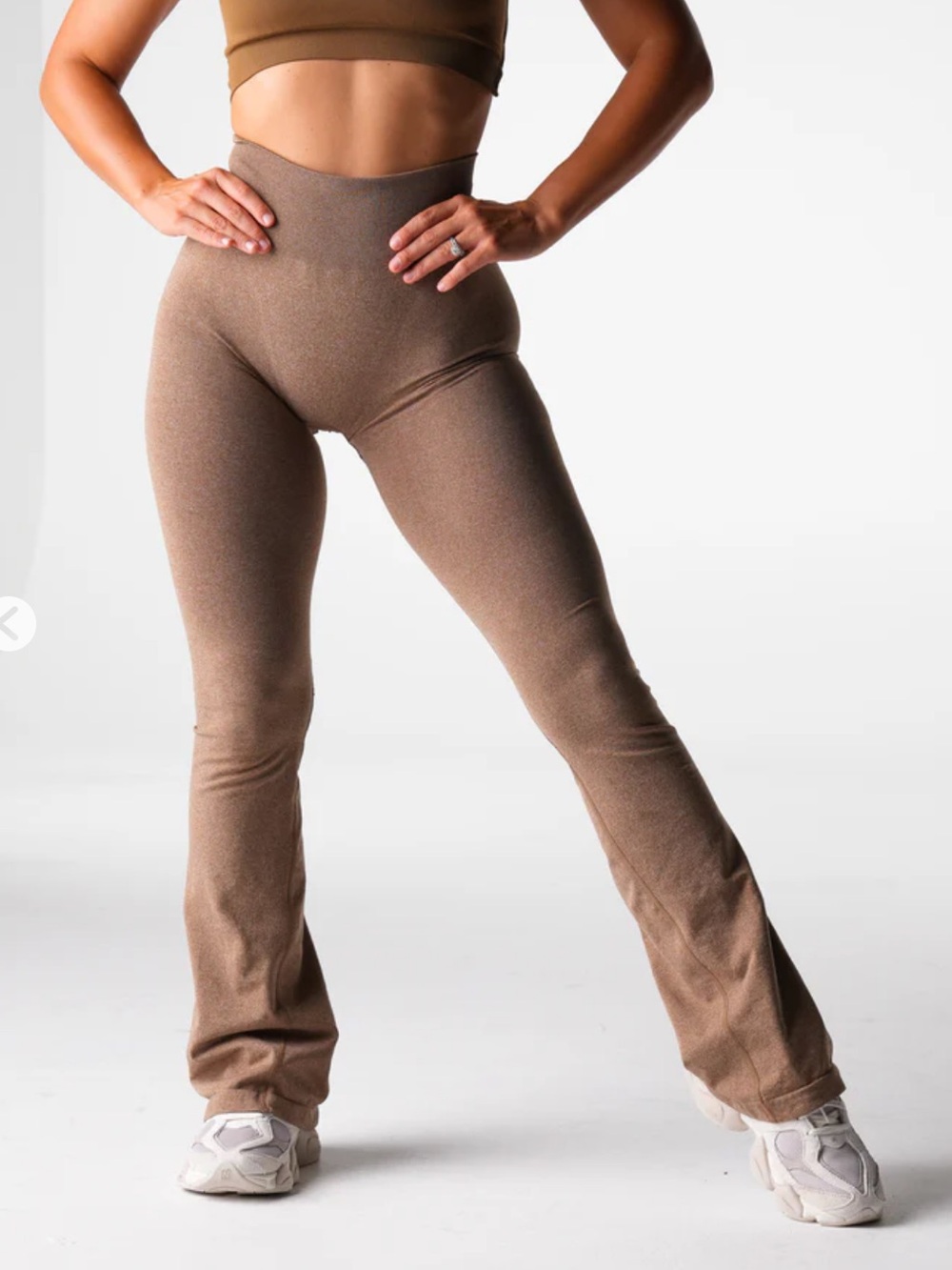 NVGTN Iconic Seamless High Rise Flair Leggings | XL